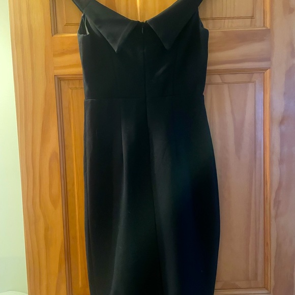Lulu’s off the shoulder midi cocktail dress (size small/4) - Picture 2 of 4